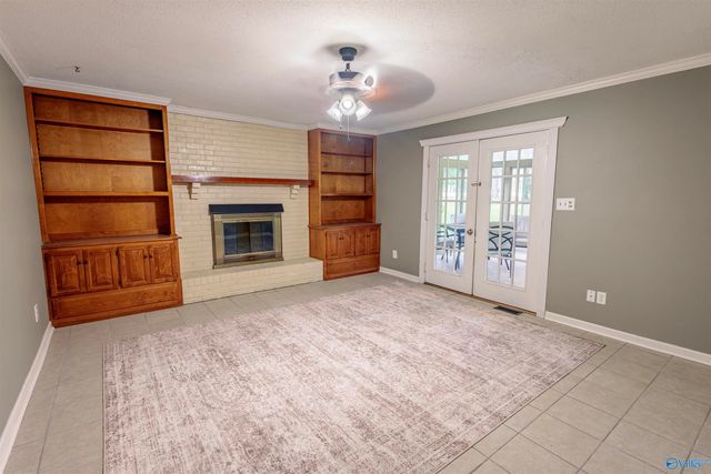 2505 Burningtree Drive SE, Decatur, AL 35603