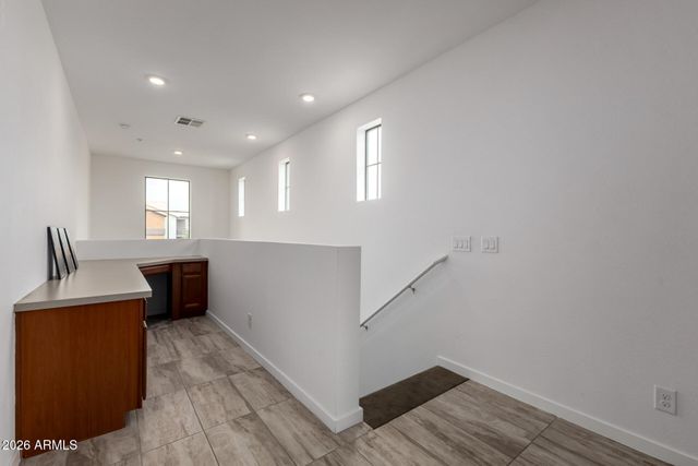 3900 E BASELINE Road 167, Phoenix, AZ 85042