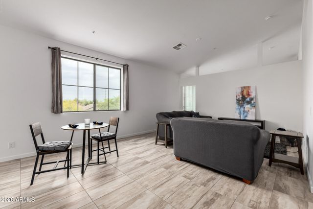 3900 E BASELINE Road 167, Phoenix, AZ 85042