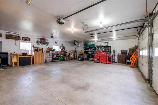 208 W 2nd Street, Garden City, MO 64747