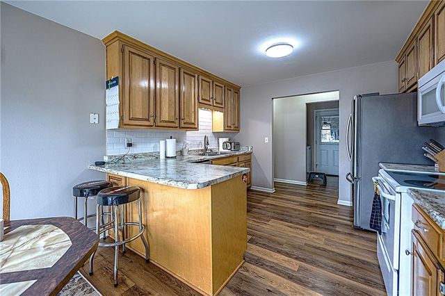 208 W 2nd Street, Garden City, MO 64747