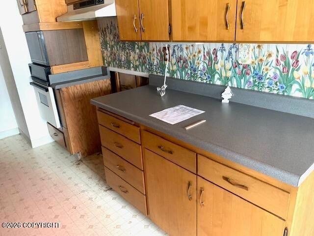 1200 Southampton Drive, Anchorage, AK 99503