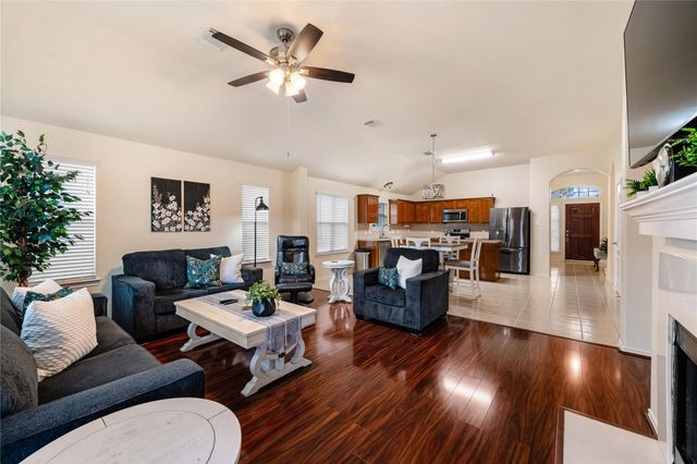 9830 Lynette Falls Drive, Houston, TX 77095