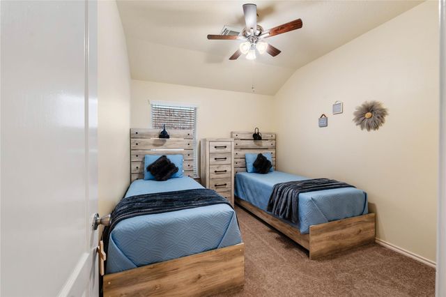 9830 Lynette Falls Drive, Houston, TX 77095