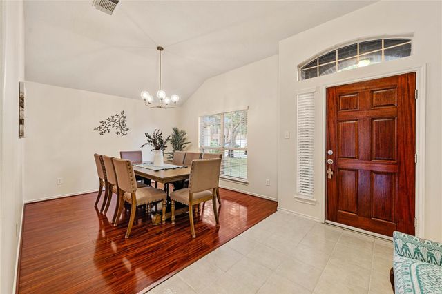 9830 Lynette Falls Drive, Houston, TX 77095