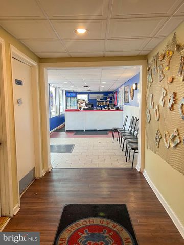 7100 SOLLERS POINT RD, Dundalk, MD 21222