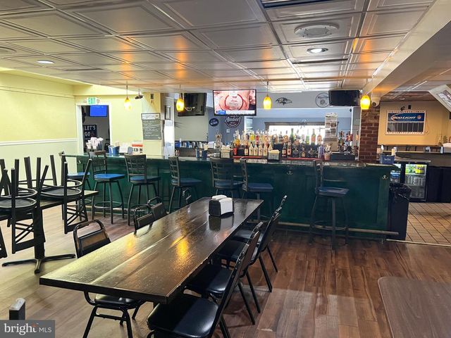 7100 SOLLERS POINT RD, Dundalk, MD 21222