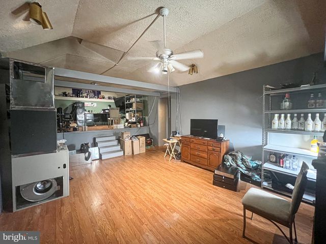 7100 SOLLERS POINT RD, Dundalk, MD 21222