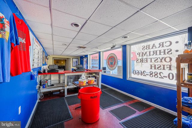 7100 SOLLERS POINT RD, Dundalk, MD 21222