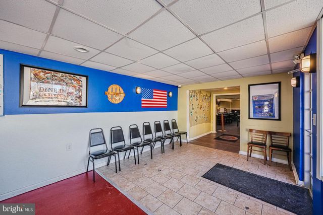 7100 SOLLERS POINT RD, Dundalk, MD 21222