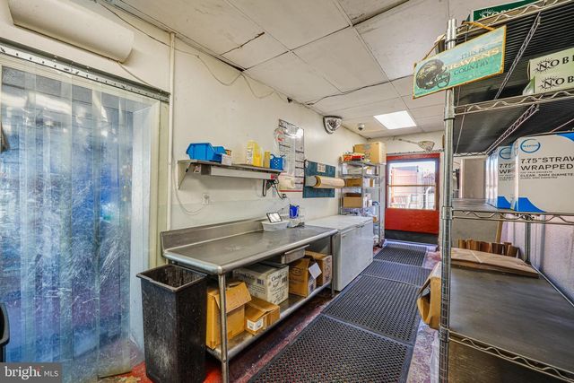 7100 SOLLERS POINT RD, Dundalk, MD 21222