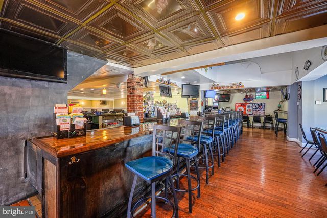 7100 SOLLERS POINT RD, Dundalk, MD 21222