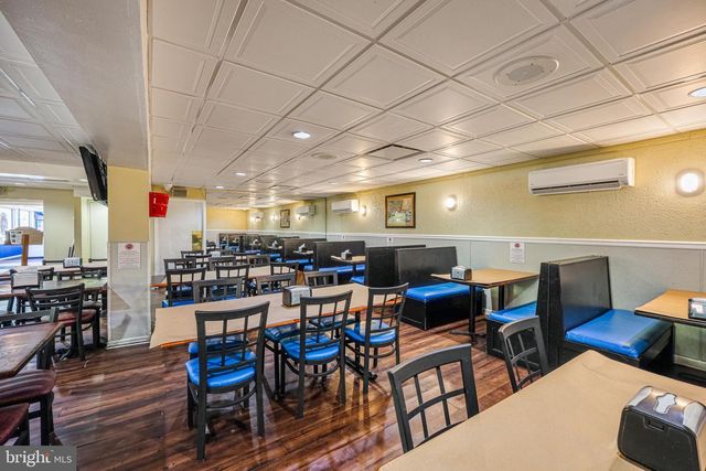 7100 SOLLERS POINT RD, Dundalk, MD 21222