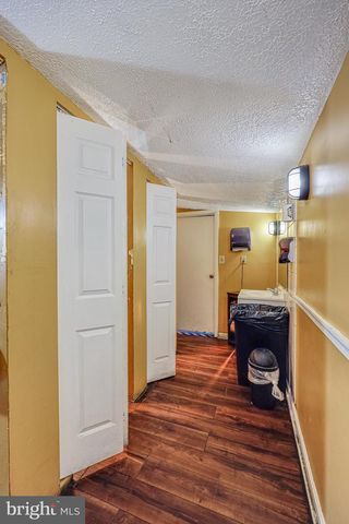 7100 SOLLERS POINT RD, Dundalk, MD 21222