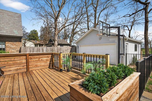 1264 Royal Ave, Louisville, KY 40204