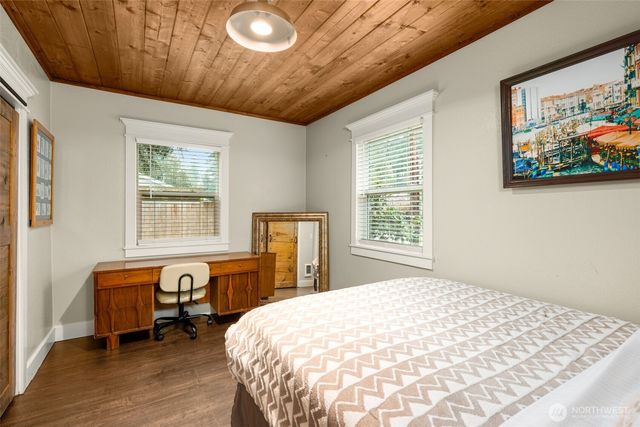 11303 86th Avenue E, Puyallup, WA 98373