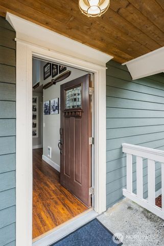 11303 86th Avenue E, Puyallup, WA 98373