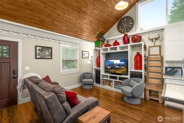 11303 86th Avenue E, Puyallup, WA 98373