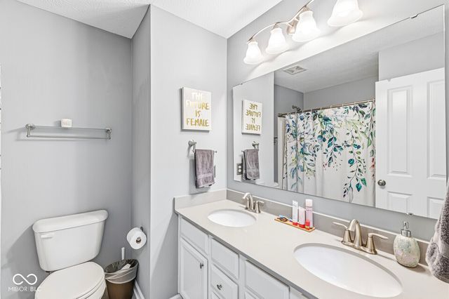16183 Sedalia Drive, Fishers, IN 46040