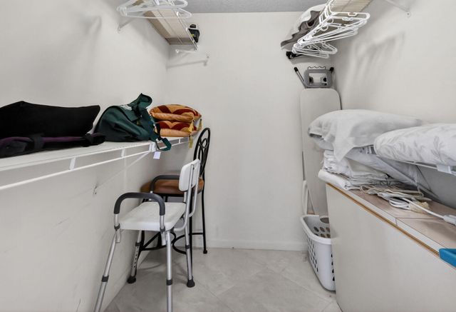 5404 Viburnum Circle, Delray Beach, FL 33484