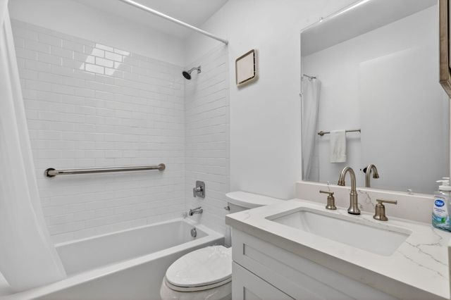 5404 Viburnum Circle, Delray Beach, FL 33484