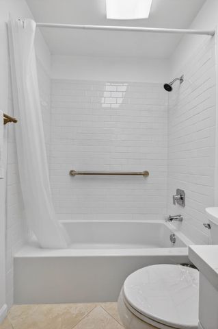 5404 Viburnum Circle, Delray Beach, FL 33484