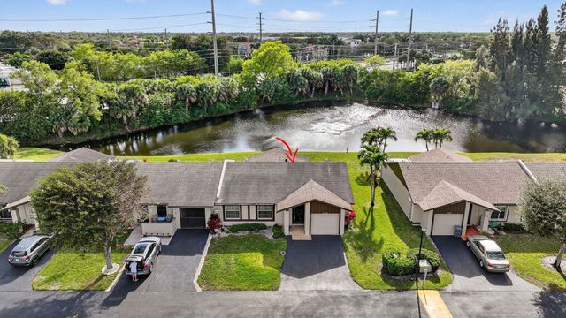 5404 Viburnum Circle, Delray Beach, FL 33484
