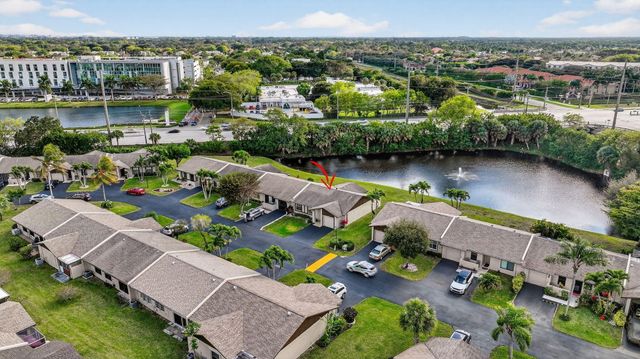 5404 Viburnum Circle, Delray Beach, FL 33484
