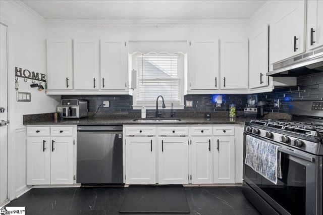 16 Fortson Way, Fountain Inn, SC 29644