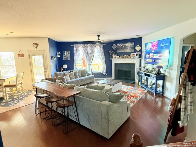 12135 Treewell, San Antonio, TX 78249