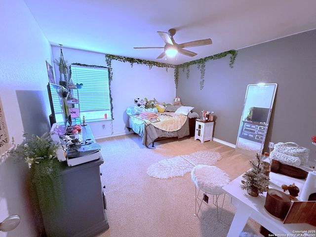 12135 Treewell, San Antonio, TX 78249