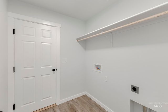 7155 E Shields Dr, Nampa, ID 83687