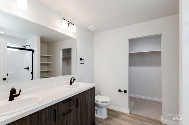 7155 E Shields Dr, Nampa, ID 83687