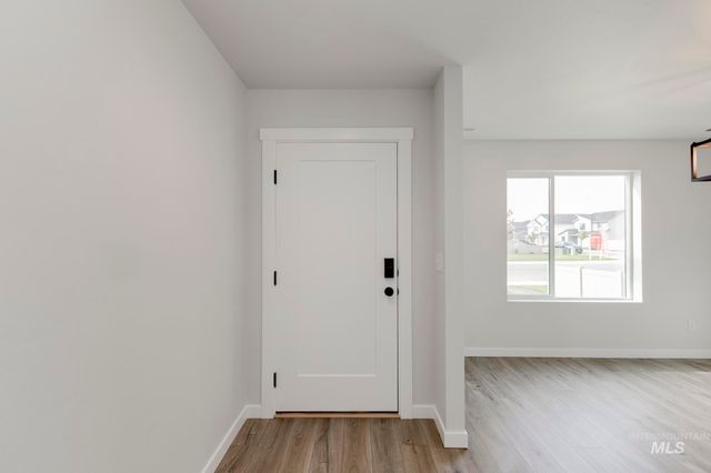 7155 E Shields Dr, Nampa, ID 83687