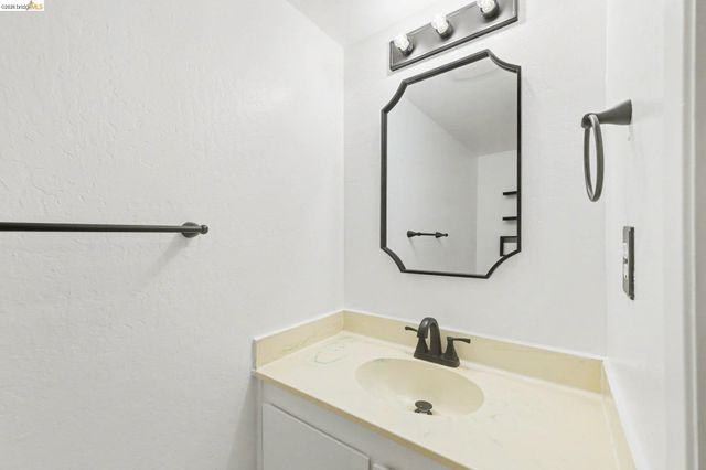 2502 Princeton Ln, Antioch, CA 94509