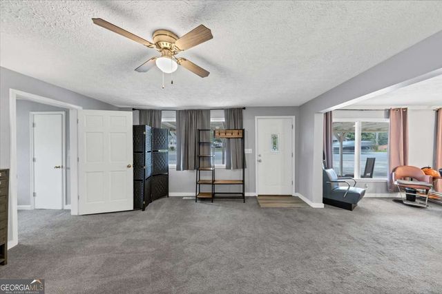 6071 N Main Street SE, Acworth, GA 30101