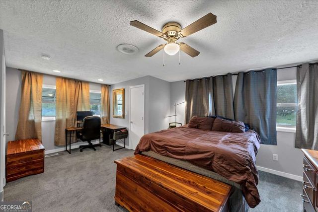 6071 N Main Street SE, Acworth, GA 30101