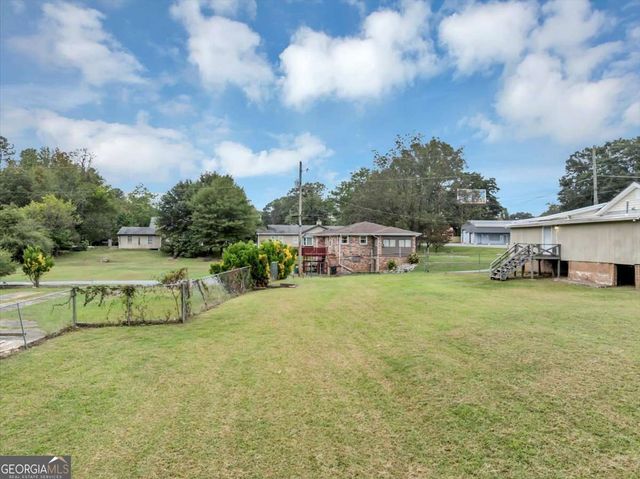 6071 N Main Street SE, Acworth, GA 30101