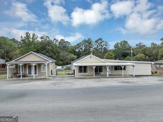 6071 N Main Street SE, Acworth, GA 30101