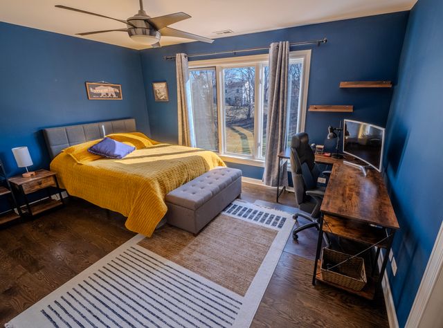 5152 BRIDLEWOOD Lane, Long Grove, IL 60047