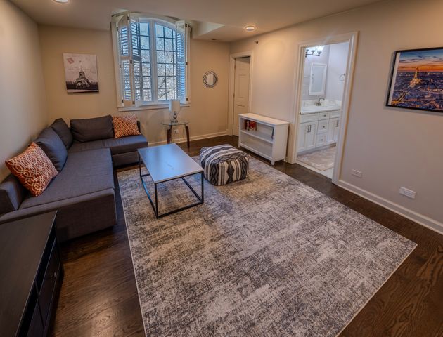 5152 BRIDLEWOOD Lane, Long Grove, IL 60047