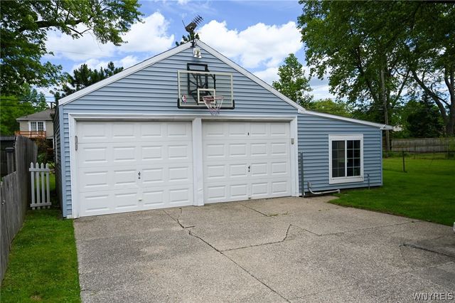 100 Moulton Avenue, Tonawanda, NY 14223