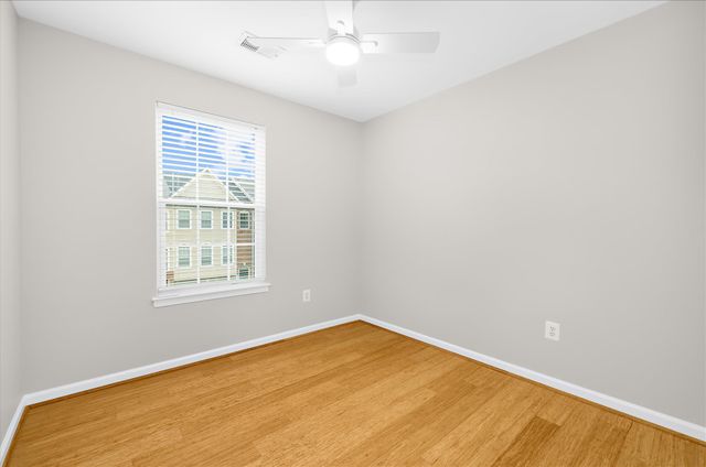 7284 STALLINGS DR, Glen Burnie, MD 21060