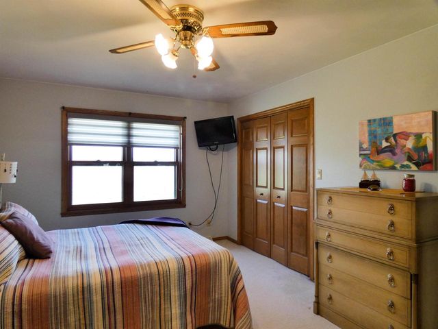 N6604 BALLARD ROAD, Seymour, WI 54165