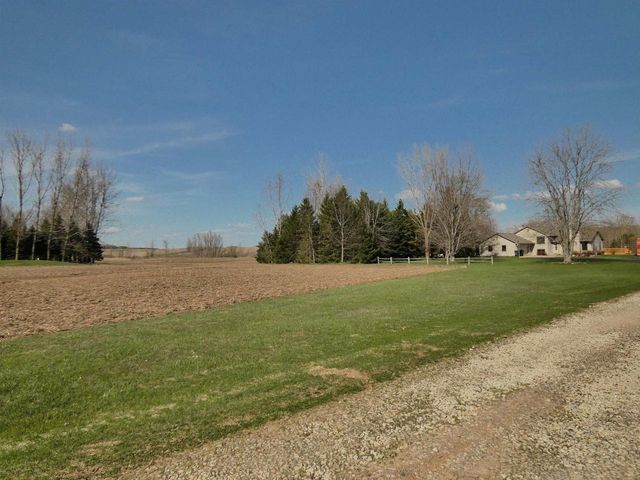 N6604 BALLARD ROAD, Seymour, WI 54165