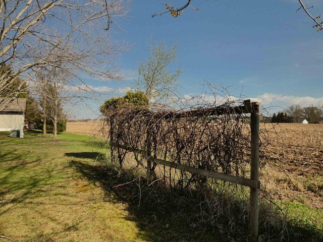 N6604 BALLARD ROAD, Seymour, WI 54165