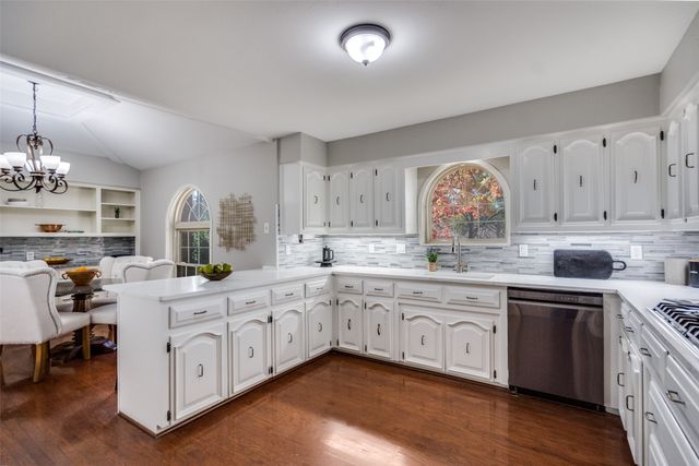 2404 Springpark Way, Richardson, TX 75082