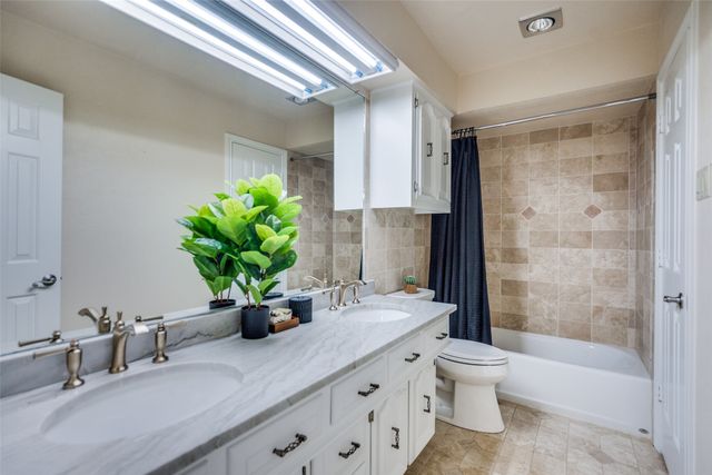 2404 Springpark Way, Richardson, TX 75082