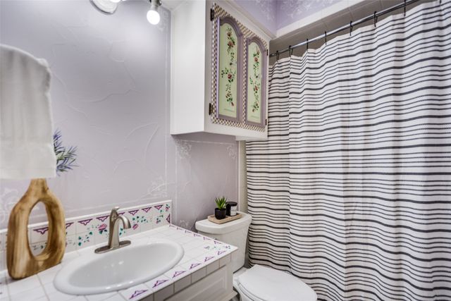 2404 Springpark Way, Richardson, TX 75082