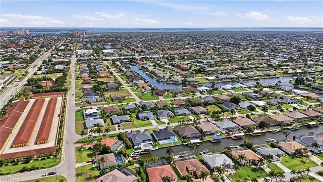 1625 SW 44th TER, Cape Coral, FL 33914